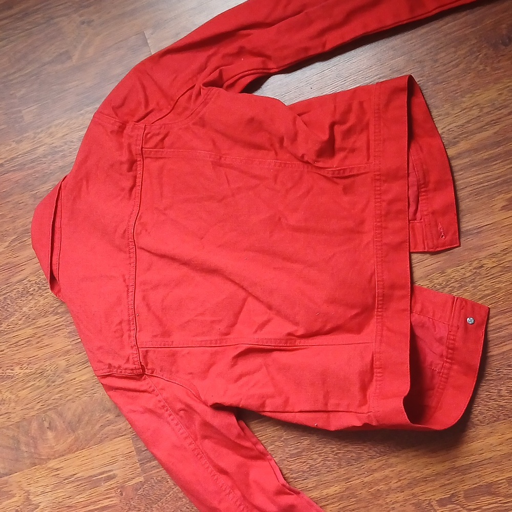 Cropped Red Denim Jacket - Picture 7 of 8